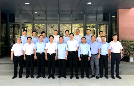 中国一重党委委员、副总司理隋炳利一行来访南宫NG28